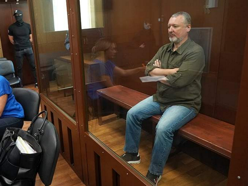 Суд в Москве арестовал Игоря Стрелкова: ему грозит до 5 лет